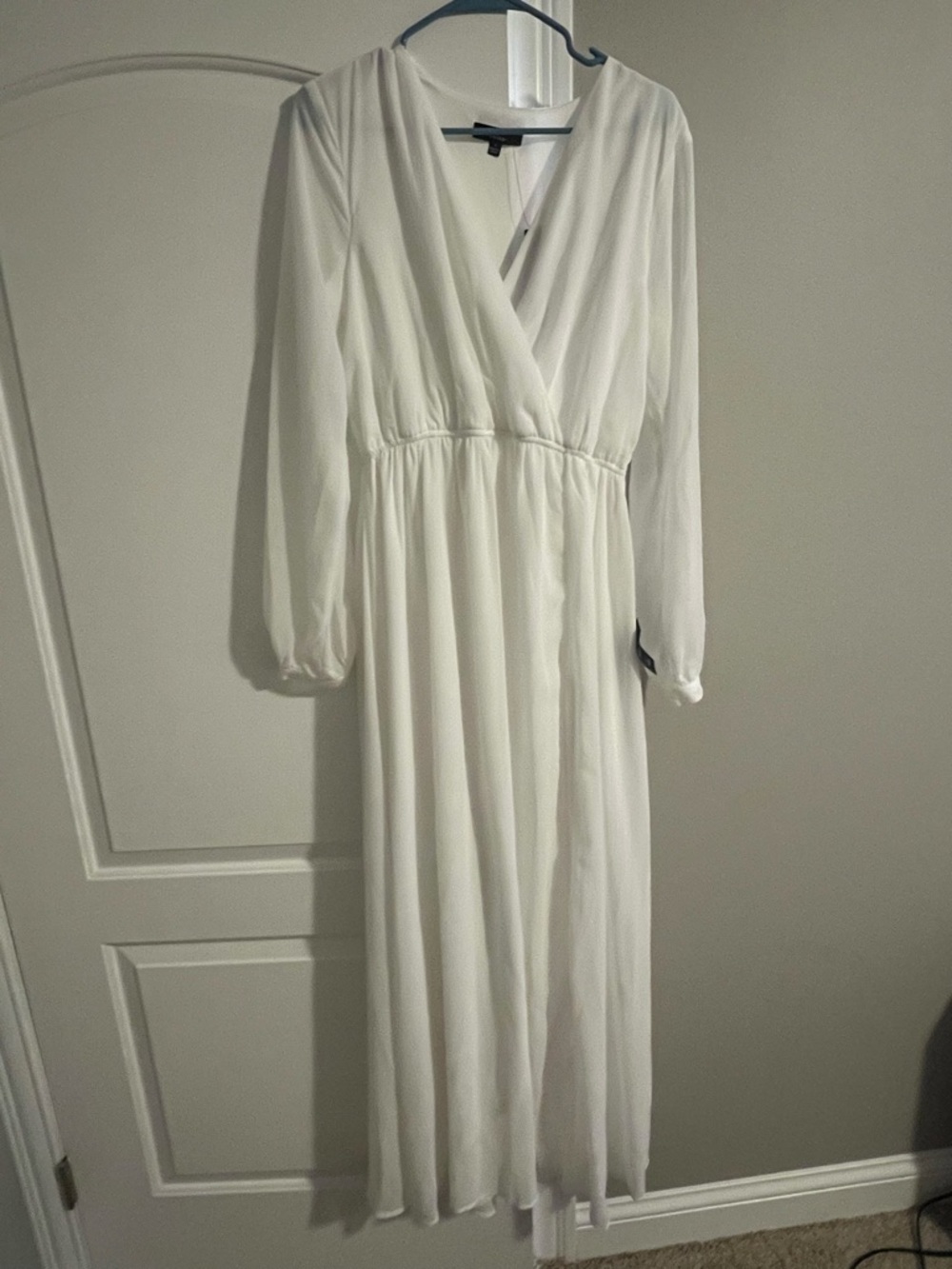 NWT Lulus Long Sleeve Wrap Maxi Dress